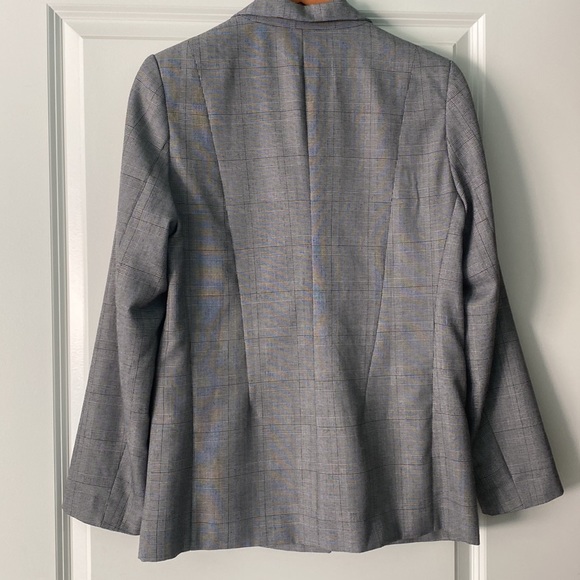 Gentle Fawn Grey Blazer - Picture 3 of 3